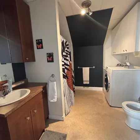 Aux quatre vents 4 1/2 logement entier et privé Lac-Mégantic Extérieur photo
